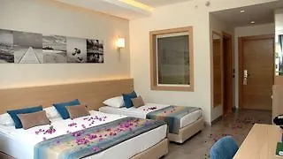 Kervansaray Marmaris Hotel 4*,